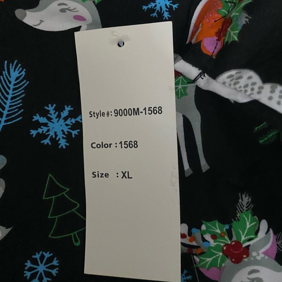 Scrubs top Gabby Brooke Woodland Animals Deer Bears Foxes Clouds Christmas  XL - Picture 4 of 5